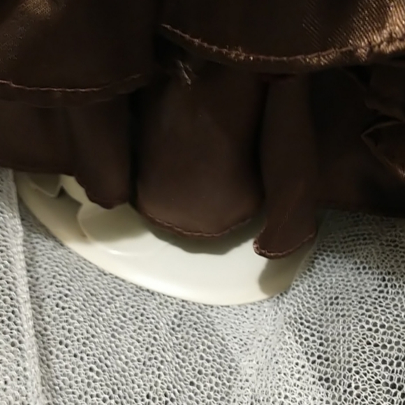 Collectable Doll on Stand! - Picture 5 of 15